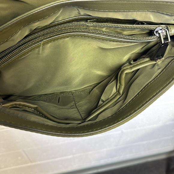 INC International Concepts Green and Cream Quilted Shoulder Bag - Picture 11 of 12